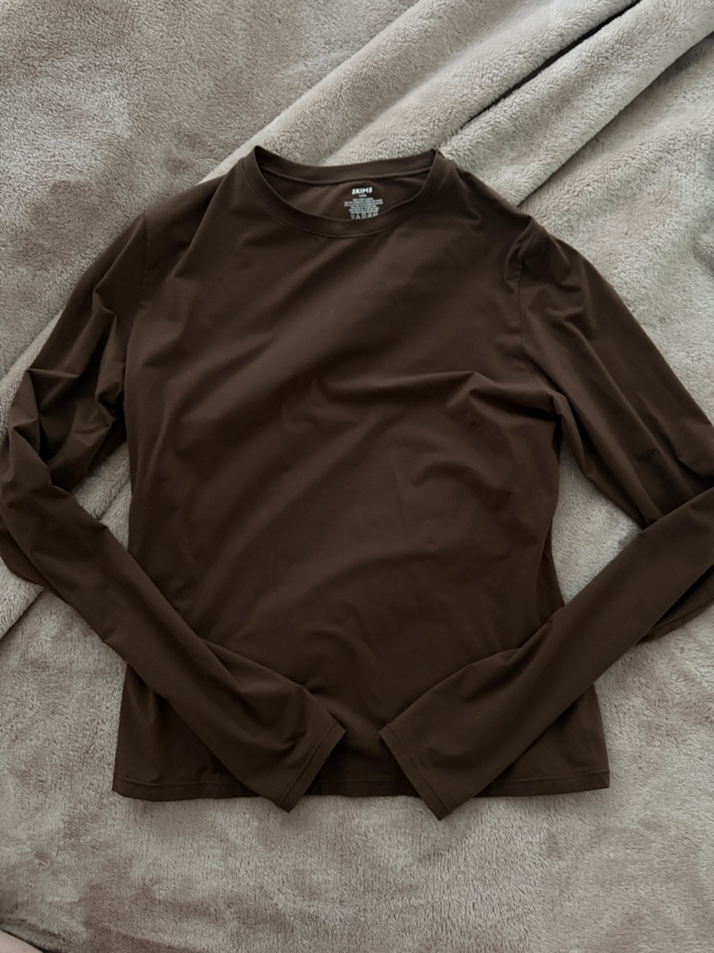 Skims Fits Everybody long sleeve shirt